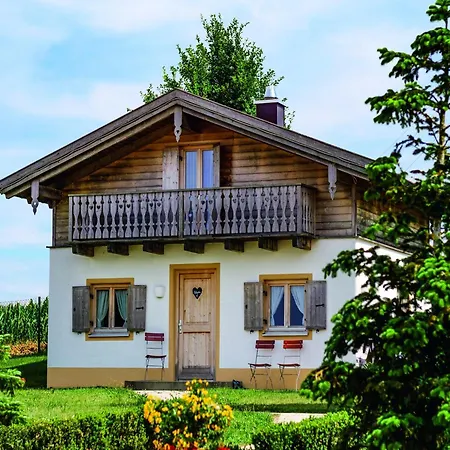 Ferienhaus Im Idyllischen Landhausstil Im Vital Camp Bayerbach * Bayerbach
