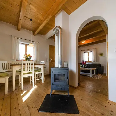 Im Idyllischen Landhausstil Im Vital Camp Bayerbach